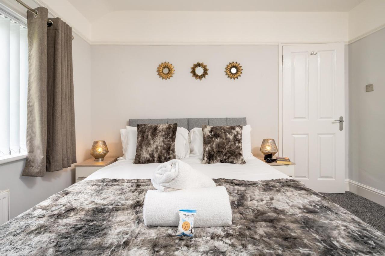 Mulberry House - Luxurious And Modern 4-Bed In Solihull Near Nec,Jlr, Airport, Resorts World, Hs2 Exteriör bild