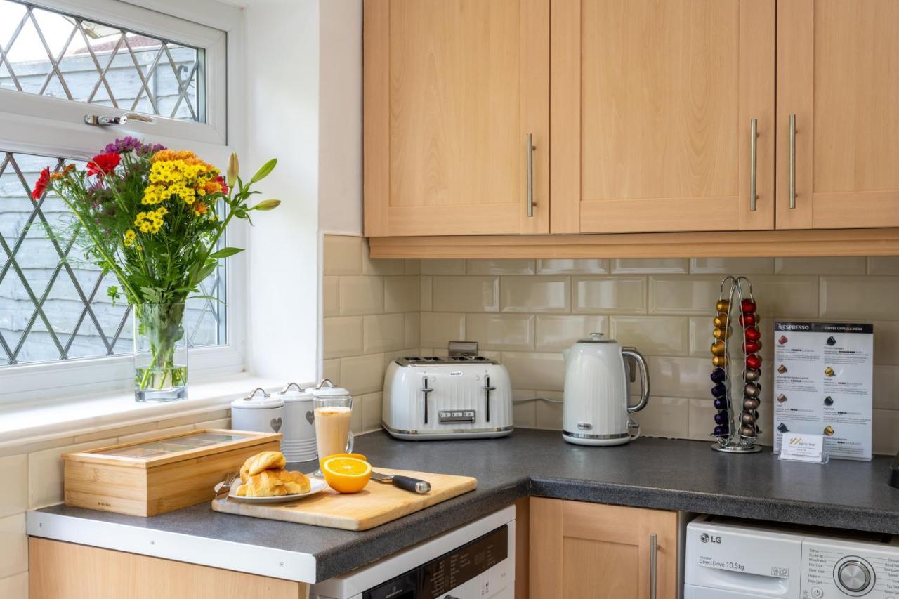 Mulberry House - Luxurious And Modern 4-Bed In Solihull Near Nec,Jlr, Airport, Resorts World, Hs2 Exteriör bild