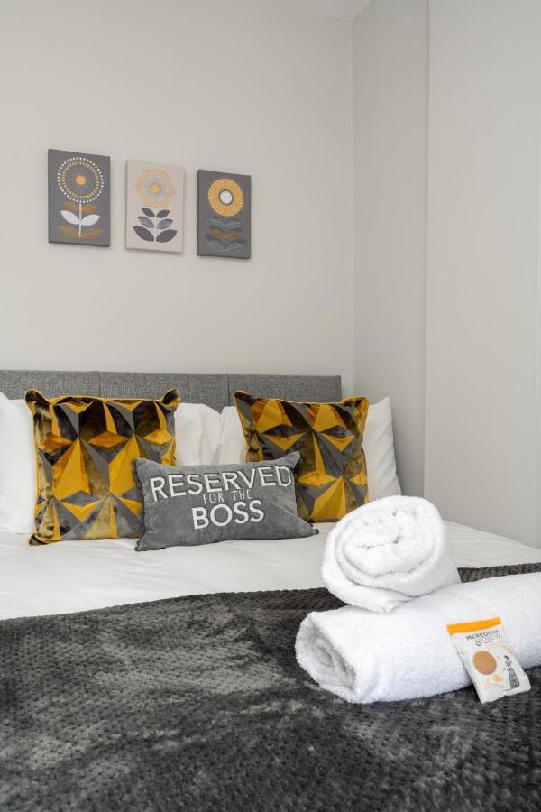 Mulberry House - Luxurious And Modern 4-Bed In Solihull Near Nec,Jlr, Airport, Resorts World, Hs2 Exteriör bild